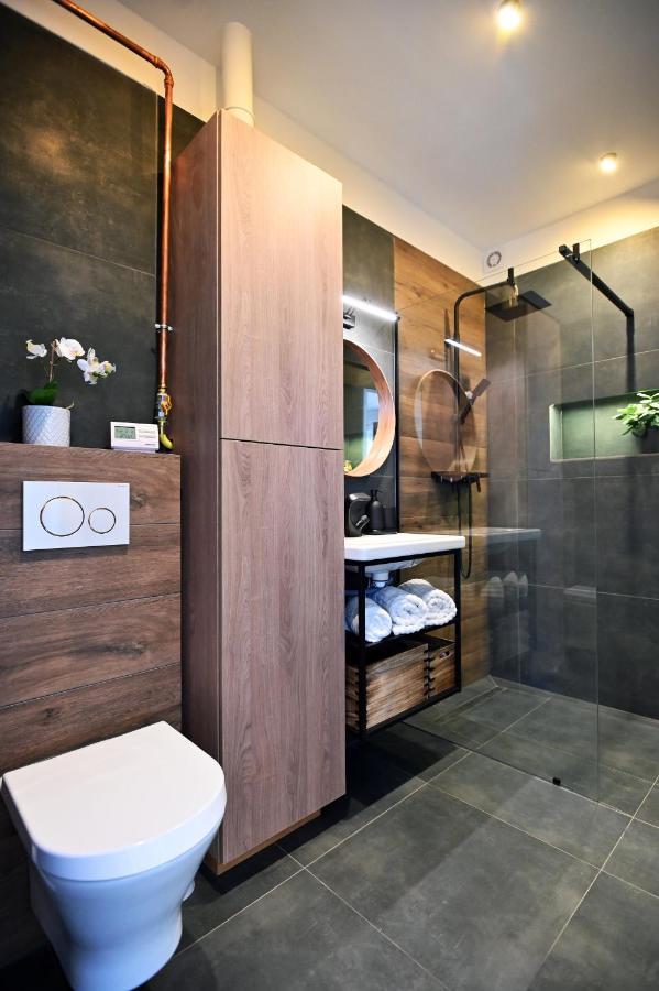 Zóra Apartman Eger Zewnętrze zdjęcie
